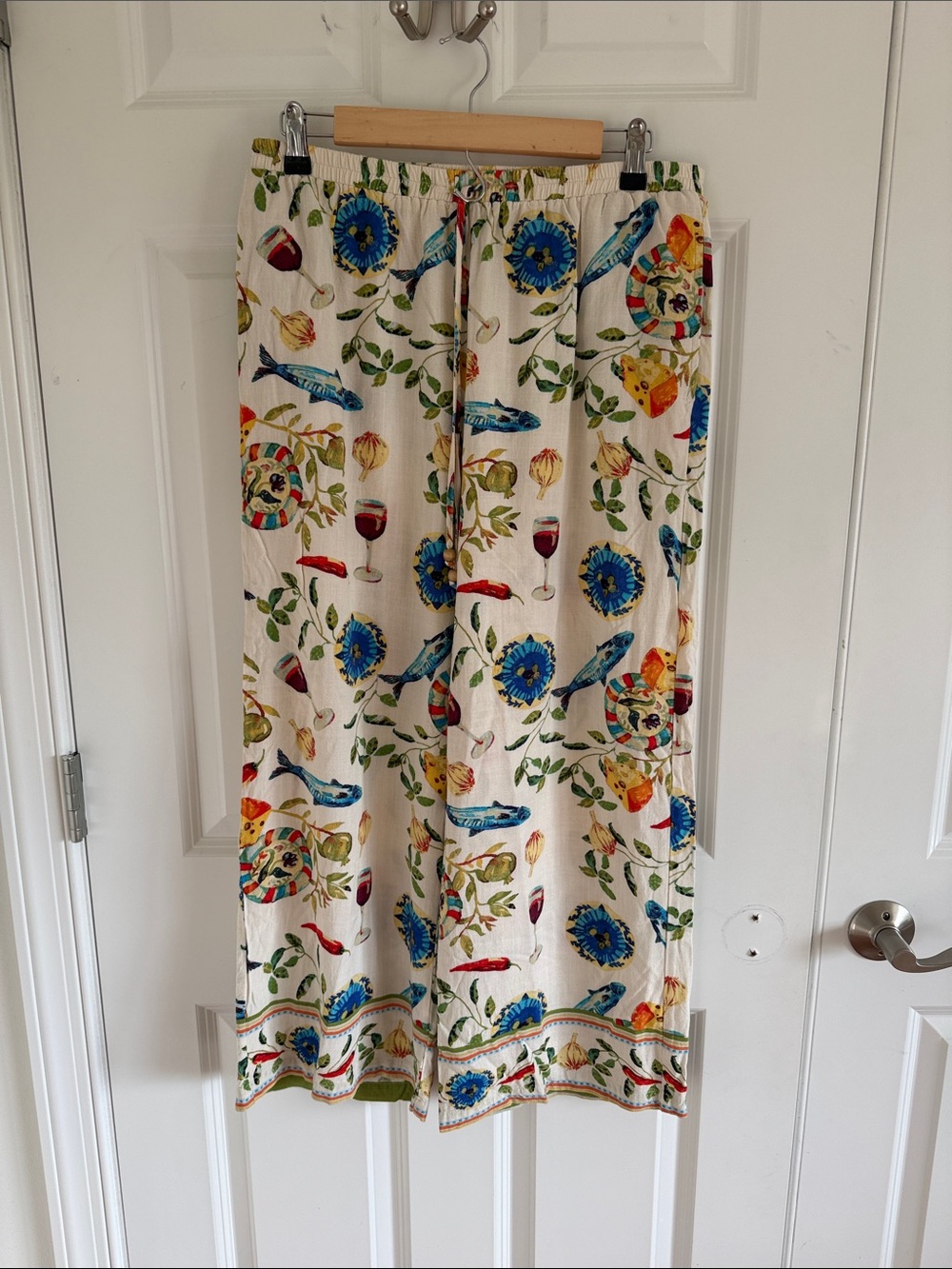 Rose & Olive Women's Cream Floral Drawstring Wide Leg Pants Medium